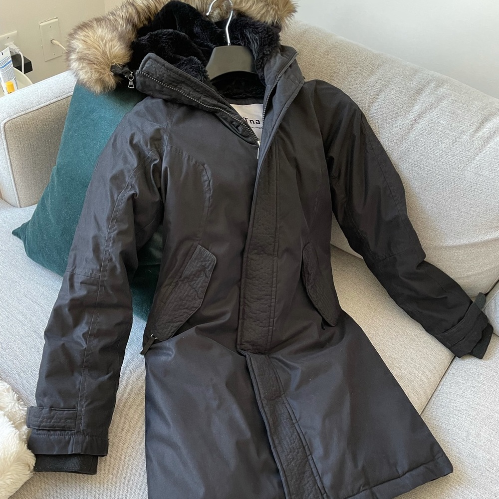 Aritzia (TNA) Vegan Winter Jacket